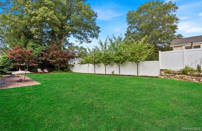 Foto del edificio - 61 Brookhaven Dr