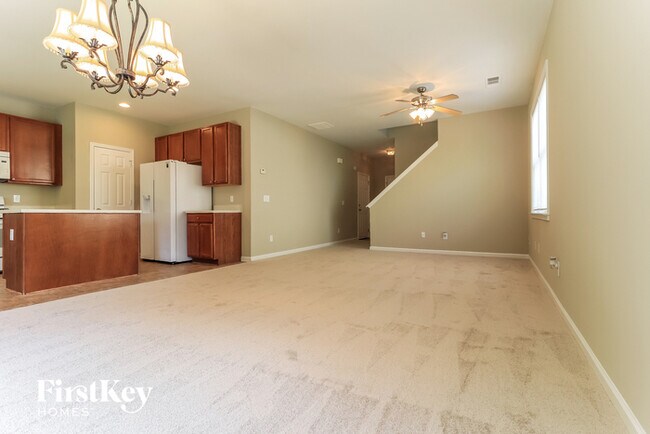 Foto del edificio - 103 Silver Spring St