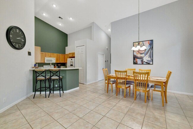 Foto del edificio - 9225 Wentworth Ln