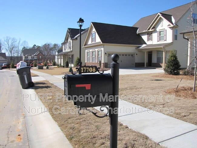 Building Photo - 17708 Austins Creek Dr