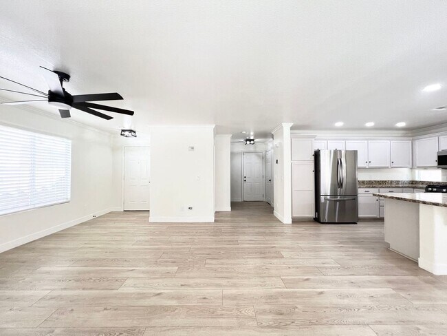 Foto del edificio - 9427 Coral Berry St