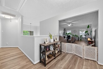 Building Photo - 19343 Dickson Park Dr