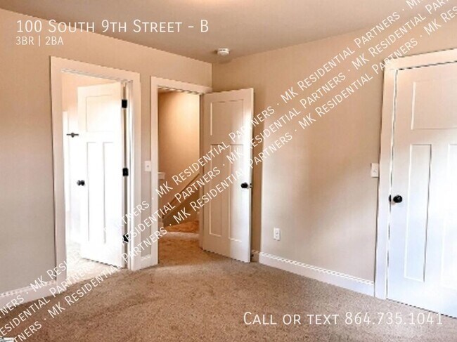 Foto del edificio - 100 S 9th St