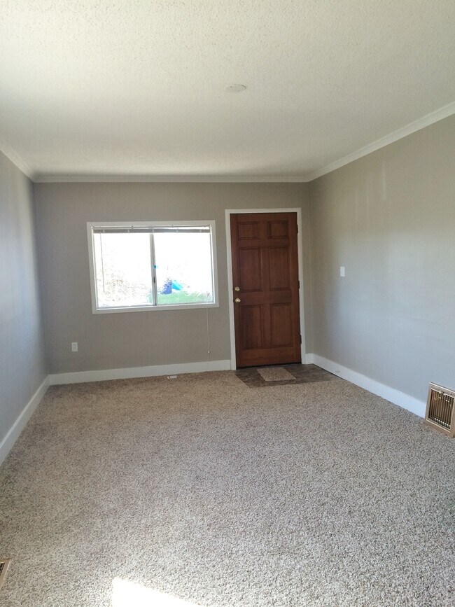 Foto del edificio - 2 Bed 1 Bath Home