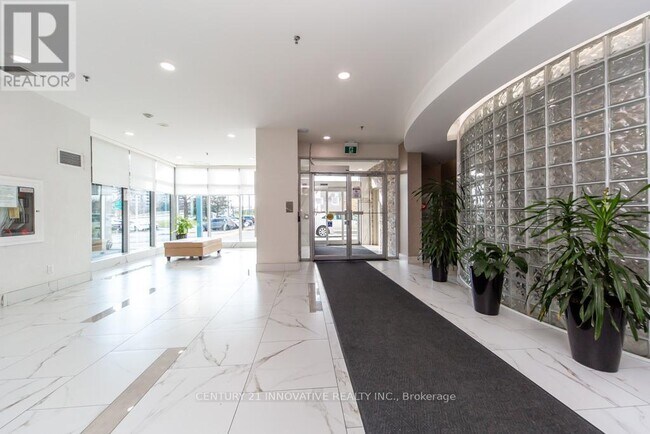 Photo du bâtiment - 2550 Lawrence Ave E