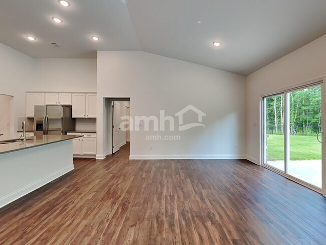 Foto del edificio - 4990 Bill Cheek Rd