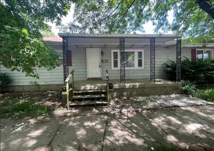 Building Photo - 1909 N 17th St