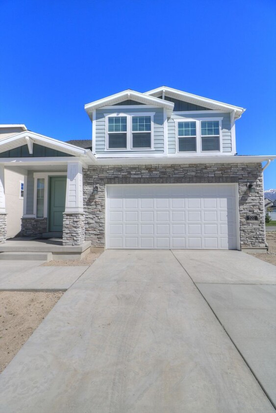 Primary Photo - $200 Off First Month Rent! Stunning Lehi Home