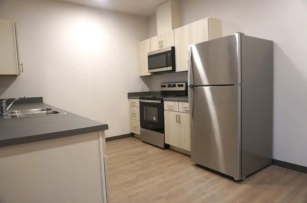 Building Photo - 511 S Interlake Rd