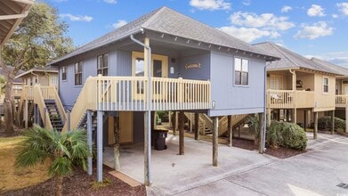 Building Photo - 9506 Knights Ct