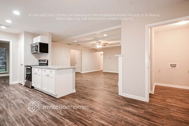 Foto del edificio - 2324 Lovell Dr