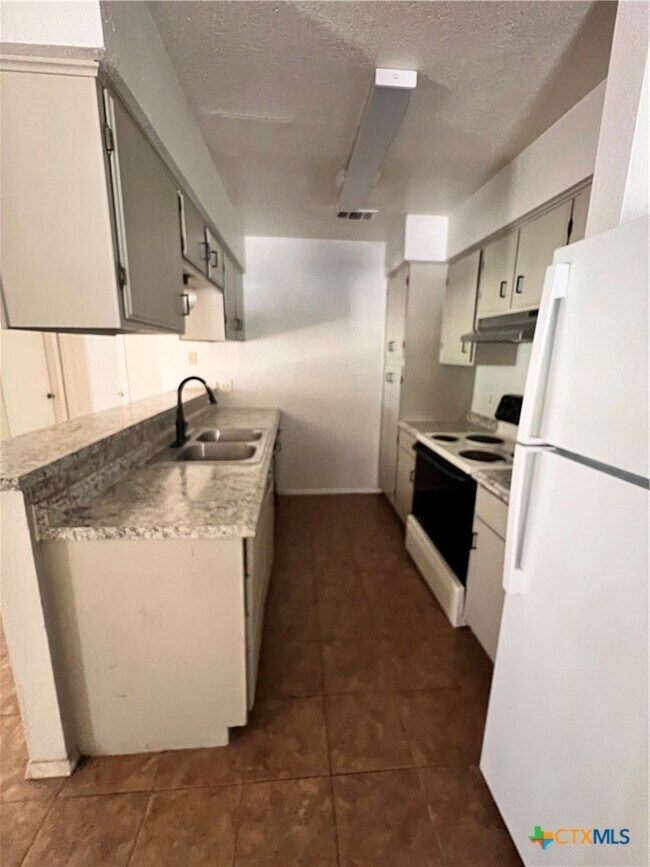 Foto del edificio - 314 Craddock Ave