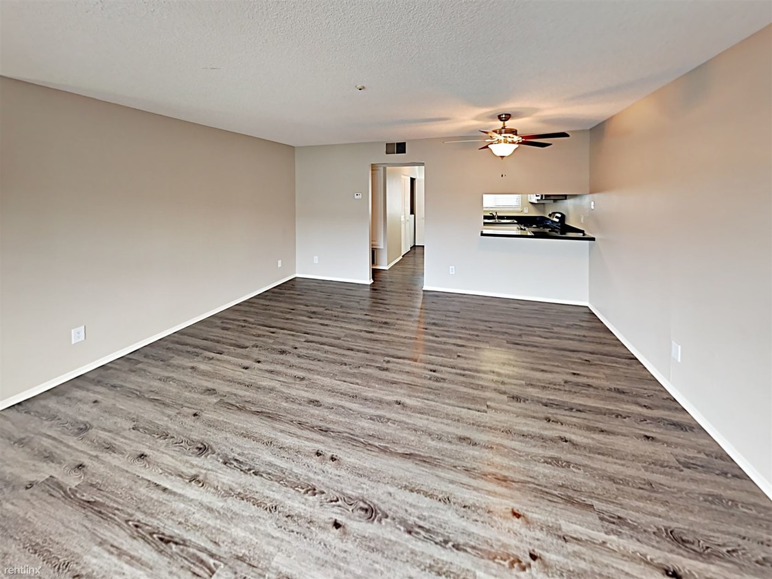 Primary Photo - 6500 Country Club Dr