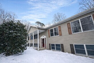 Building Photo - 5115 Irving St