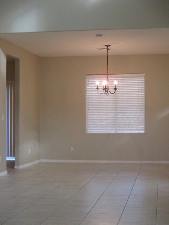 Foto del edificio - 2838 Kildare Cove Ct