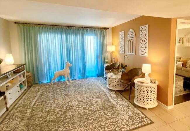 Foto del edificio - 8521 Hearth Dr