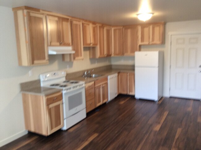 Foto del edificio - 909 W 4th Ave