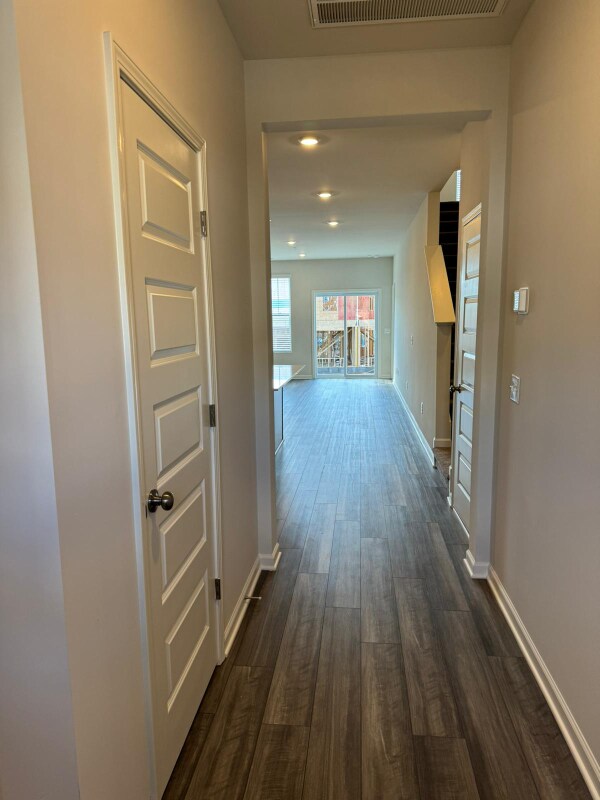 Building Photo - 449 Alcott Wy