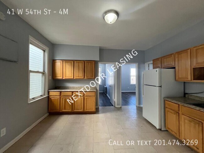 Foto del edificio - 41 W 54th St