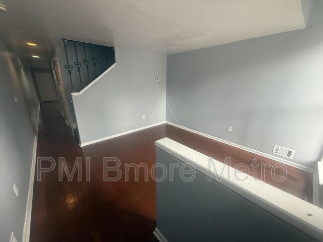 Foto del edificio - 922 W Lombard St