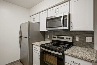 Building Photo - Arbors of Battle Creek