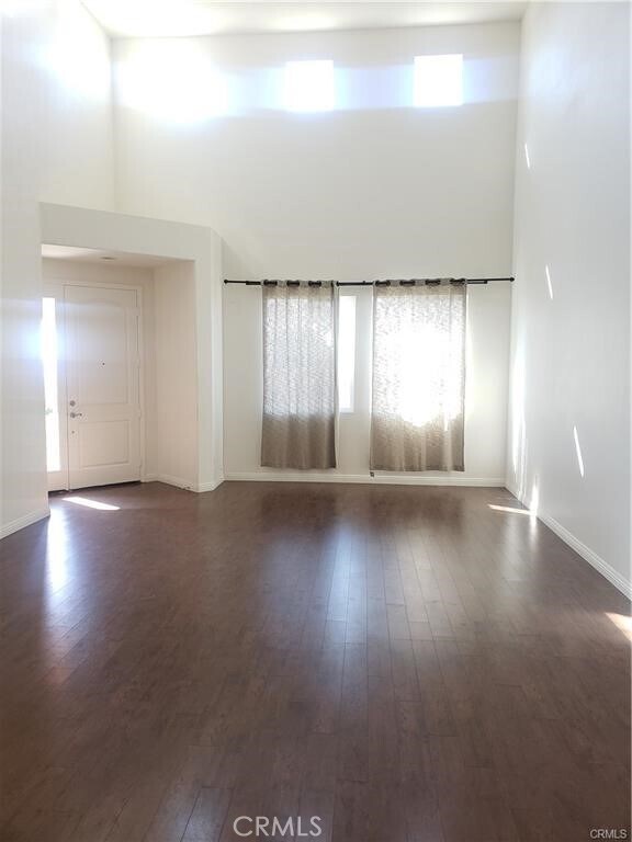 Building Photo - 5136 Bering Ct