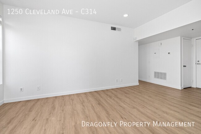 Foto del edificio - 1250 Cleveland Ave