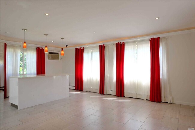 Foto del edificio - 81 Flower Rd