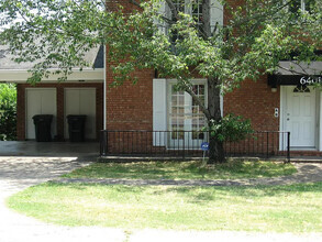 Building Photo - 6401 Sandpiper Dr