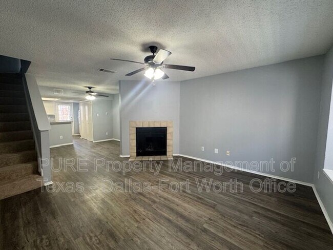 Foto del edificio - 4004 W Pioneer Dr