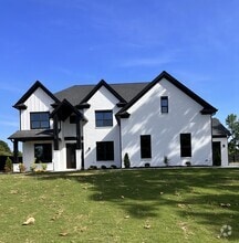Building Photo - 3488 Hamilton Mill Rd