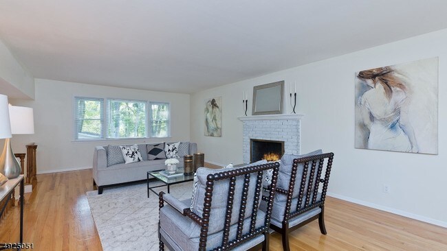 Building Photo - 55 Woodcrest Dr