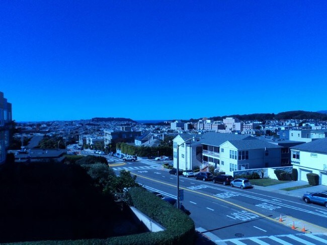 Foto del edificio - 600 Laurel St