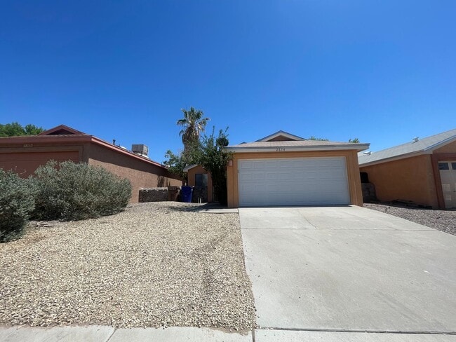 Building Photo - Charming 3-bedroom, 2-bathroom Home locate...