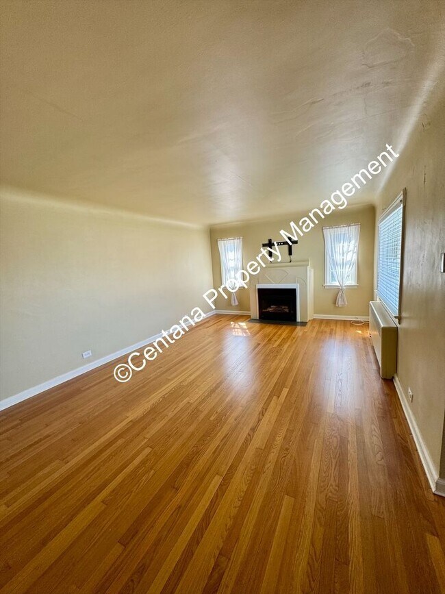 Foto del edificio - MOVING SPECIAL: $500 off First Full Months...