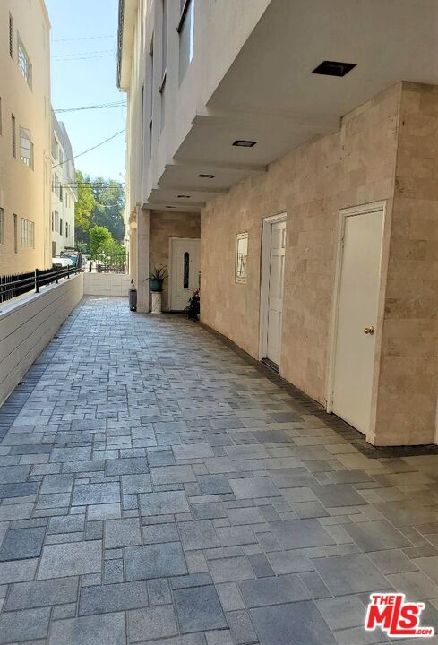 Foto del edificio - 435 N Palm Dr