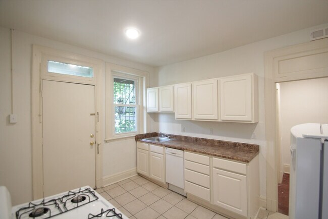 Foto del edificio - 407 Franklin Ave