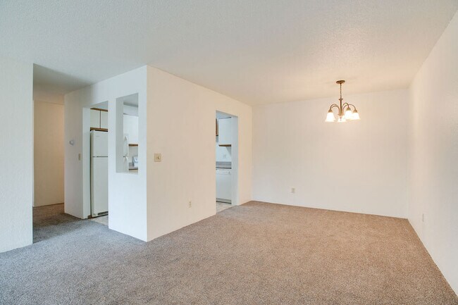 Building Photo - Ridgewood Apartments