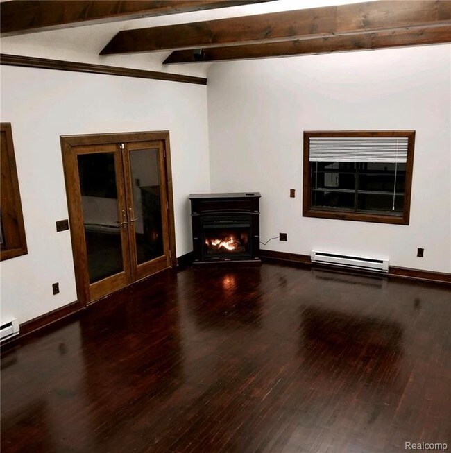 Building Photo - 130 Webb Dr
