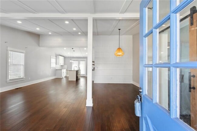 Foto del edificio - 3258 Highland Dr SE
