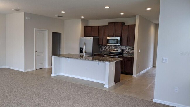 Foto del edificio - 17365 Bracken Fern Ln