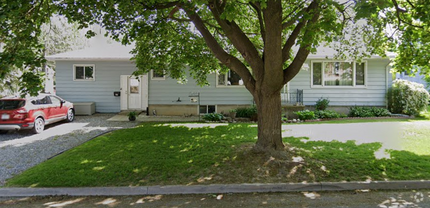 Building Photo - 171 King Ln