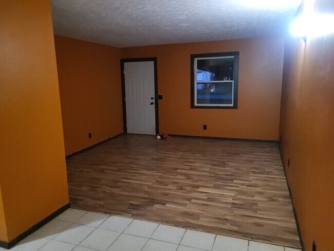 Foto del edificio - 75 Roland St