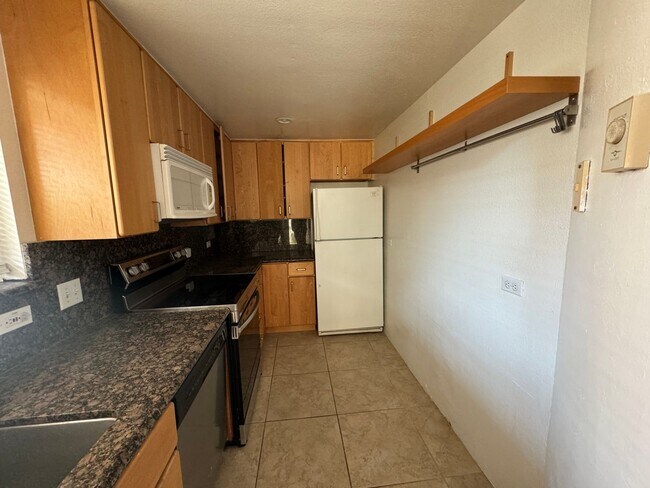 Foto del edificio - Unique 2 Bedroom Condo