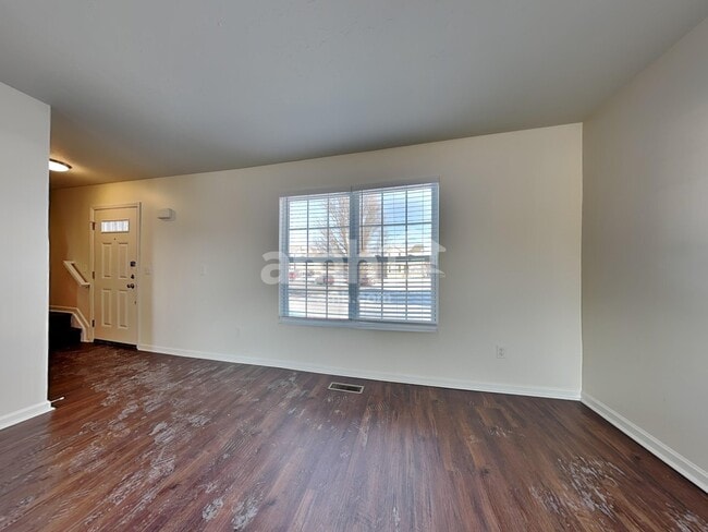 Building Photo - 363 Gatewood Ct