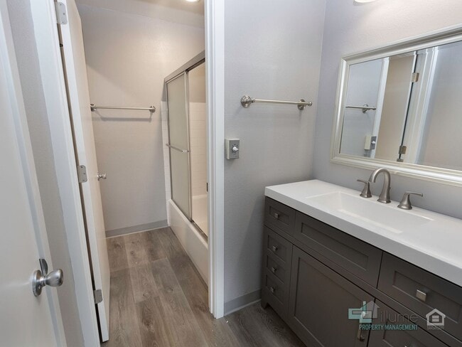 Foto del edificio - VALENTINE'S SPECIAL, 1-MONTH FREE RENT!