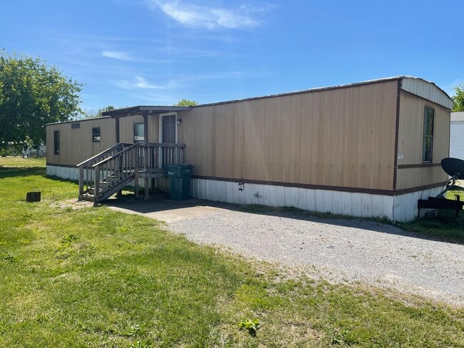 Building Photo - 607 Tater Peeler Rd