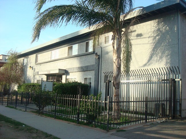 Building Photo - 9035 Orion Ave