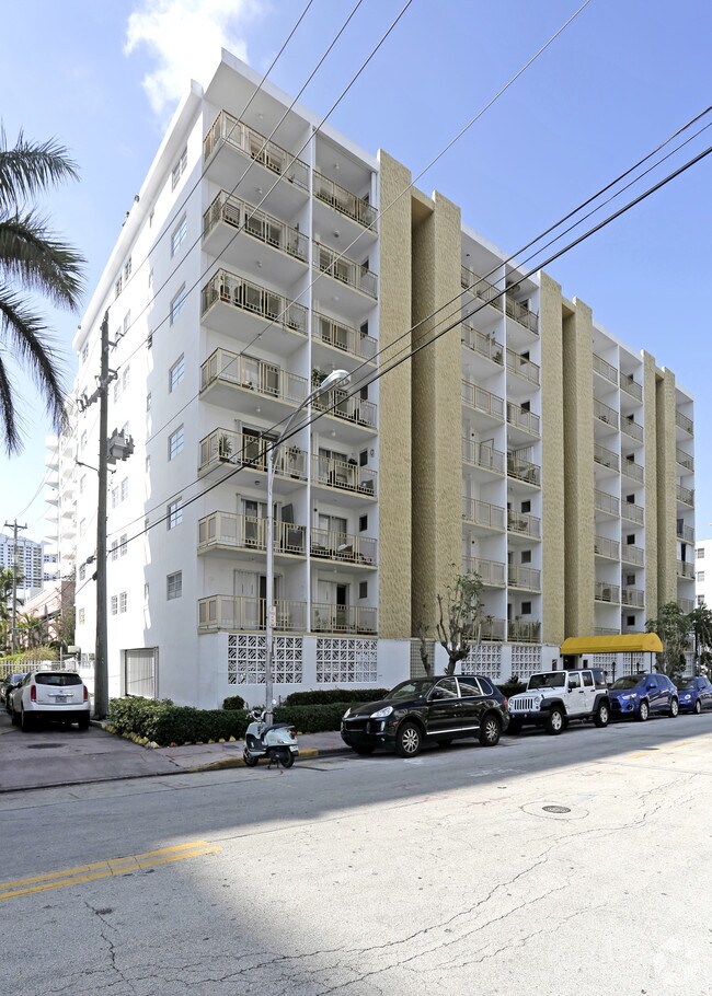 Building Photo - Golden House