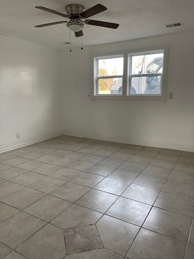 Foto principal - 730 N 70th St